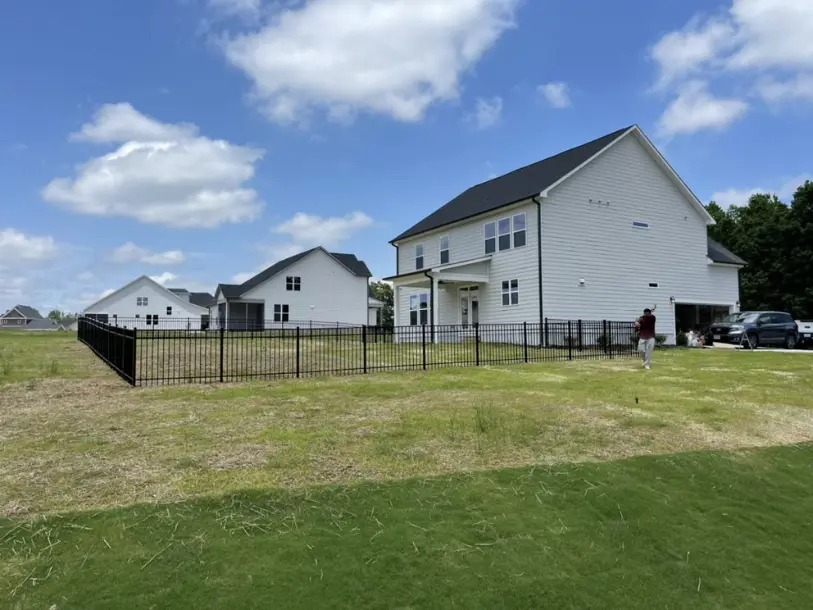 Professional Vinyl Fence Installation